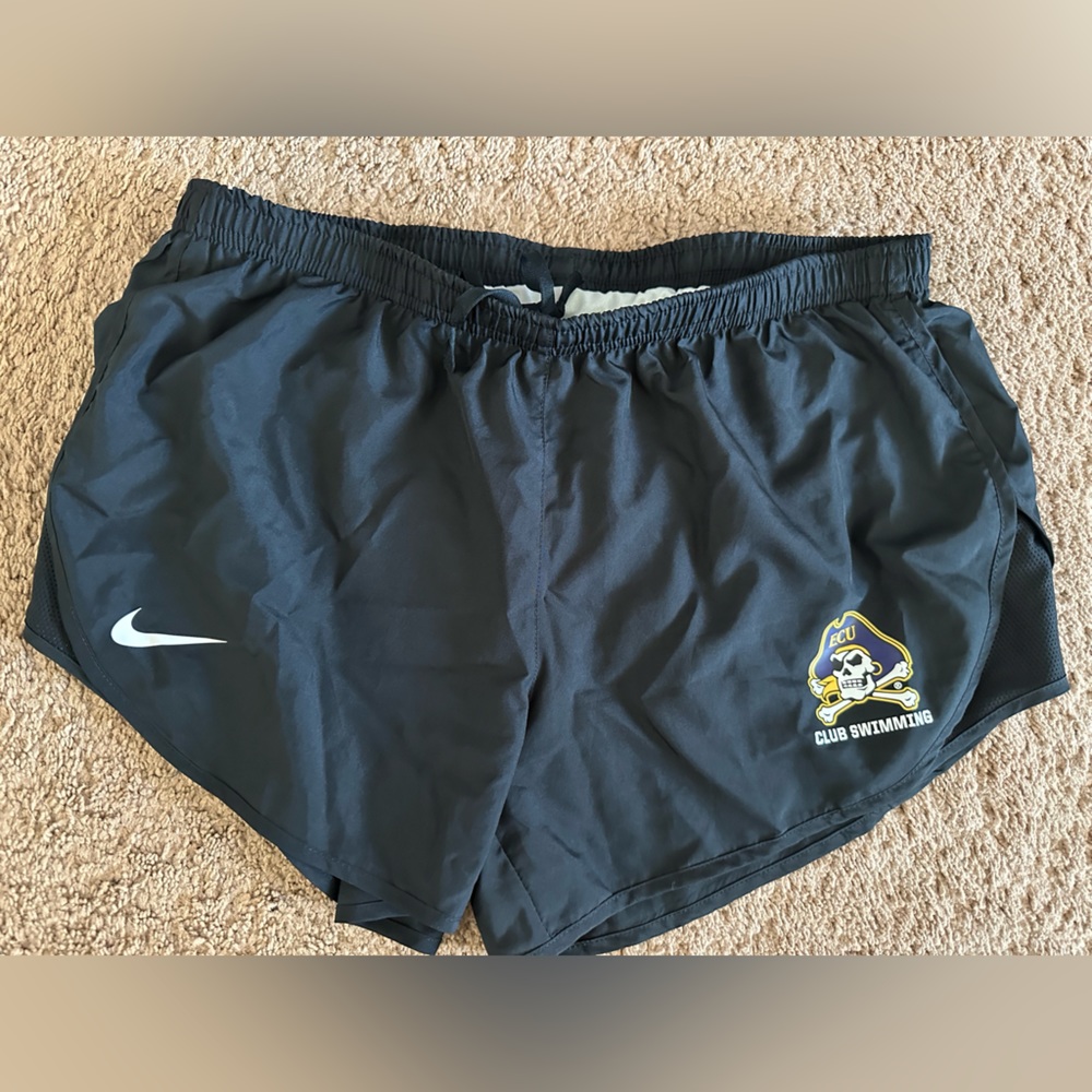 Nike dri fit shorts size medium NWOT